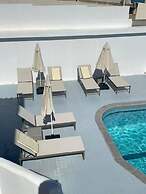 Coralli Beach Hotel