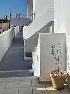 Coralli Beach Hotel