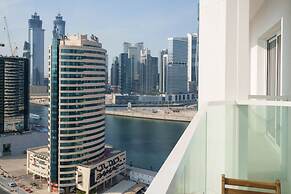 Lux BnB I AG Tower I Canal Views