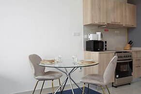 Lux BnB I AG Tower I Canal Views