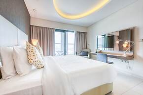 Maison Privee - Cool Dubai Apt next Burj Khalifa & Design District