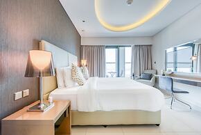 Maison Privee - Cool Dubai Apt next Burj Khalifa & Design District