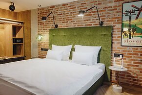 One66 Hotel