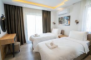 Kaya Apartments