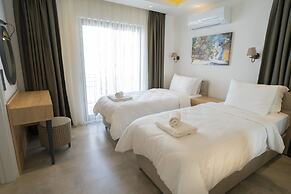 Kaya Apartments