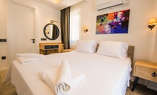 Kaya Apartments