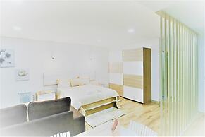 Imperial Apartment