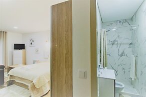 Imperial Apartment