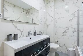 Imperial Apartment