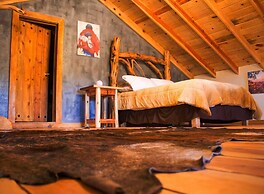 Wooden Inn