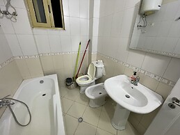 CENTER RESIDENCE