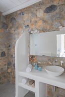 Nisides Suites