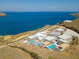 Nisides Suites