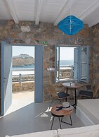 Nisides Suites
