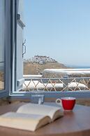 Nisides Suites