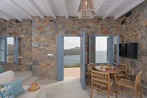 Nisides Suites