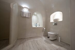 Anemos Cave Suites