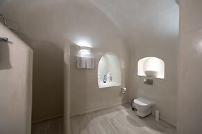 Anemos Cave Suites