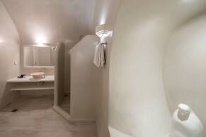 Anemos Cave Suites