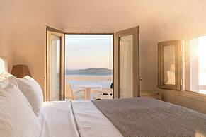 Anemos Cave Suites