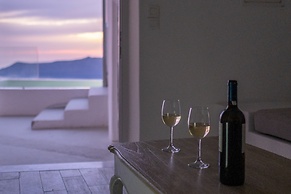 Anemos Cave Suites
