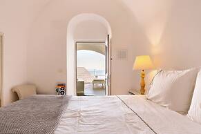 Anemos Cave Suites