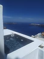 Anemos Cave Suites