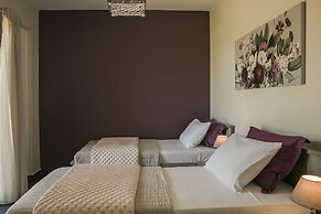 Queen Bee Residence