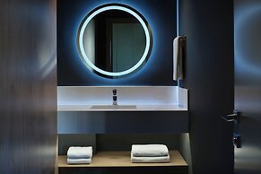 Moxy Athens City
