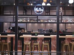 Moxy Athens City