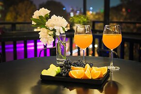 Opera House Suites