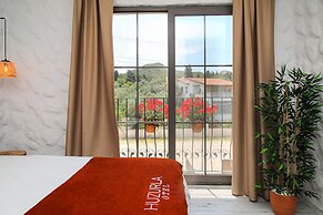 Huzurla Otel