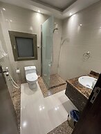 Private Luxury apartment - Al Hamra