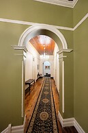 Commercial Travellers House