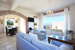 Villa Elaia