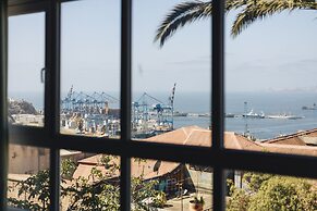 Casablu Hotel