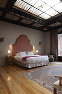 Casablu Hotel