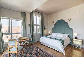 Casablu Hotel