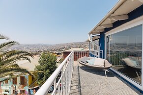 Casablu Hotel