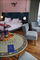 Casablu Hotel