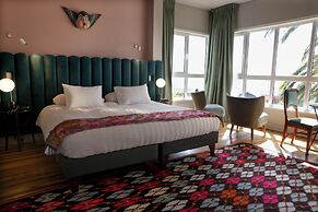 Casablu Hotel