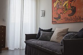 Les Suites The Marcel