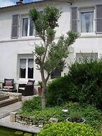 Les Persiennes