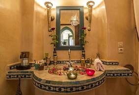 Room in B&B - Riad Anabel - Olive Triple Suite
