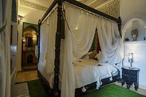 Room in B&B - Riad Anabel - Olive Triple Suite