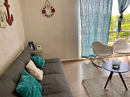 Lovely Third Floor3 Bedroom2 Bath Condo With Pool