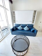 Brand New Modern Studio, Burj Khalifa View Pool