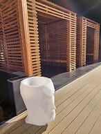 Brand New Modern Studio, Burj Khalifa View Pool