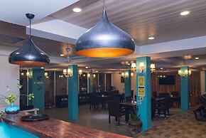 Aquzz Hotel & Spa