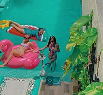 Aquzz Hotel & Spa
